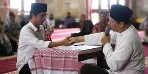Momen Esal Revano Mengucap Syahadat dan Menjadi Mualaf