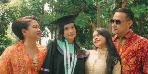 Momen Raissa Anggiani Wisuda, Jawab Keraguan Ayah - Seimbangkan Pendidikan & Dunia Musik