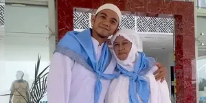 Momen Rizki DA Bagikan Aktivitas di Madinah, Jalani Ibadah Subuh Hingga Syuruq