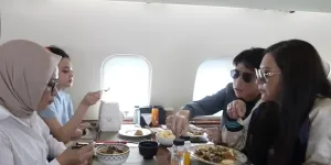 Momen Syifa Hadju dan El Rumi Bareng Keluarga Menuju Bali dengan Private Jet