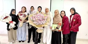 Mulan Jameela Lulus Sidang Proposal Tesis S-2, Dapat Bunga dari Ahmad Dhani