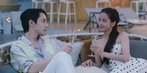 Netflix Bagikan Still Cut Jisoo Bareng Pacar Virtual di Drama BOYFRIEND ON DEMAND