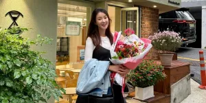 Newborn Photoshoot Anak Lee Si Young, Gemas jadi Hiasan Natal