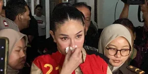 Nikita Mirzani Bantah Tuduhan Cuci Uang, 2 Miliar dari Reza Gladys Hasil Kerja Sama