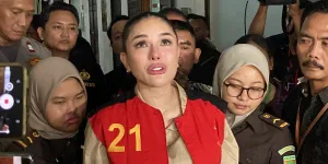 Nikita Mirzani Curhat Rindu Anak Jelang Vonis, Berlinang Air Mata
