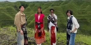 Novia Bachmid Bagikan Potret Pembuatan MV Your Side Bersama Weird Genius di Sumba