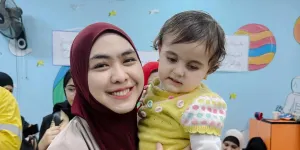 Oki Setiana Dewi Sambangi Pengungsian Palestina di Mesir: Hati dan Mata Saya Basah