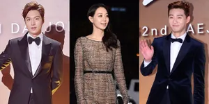 Parade Gemerlap Penuh Bintang Red Carpet '52nd Grand Bell Awards'