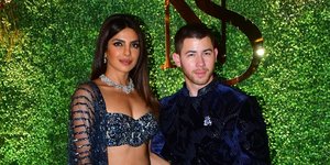 Penampilan Stunning Priyanka Chopra di Acara Jelang Pernikahan Adiknya, Nick Jonas Sudah Tiba di India