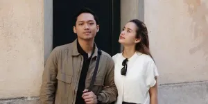 Pernikahan Ditunda, Azriel Hermansyah Pilih Fokus Wisuda