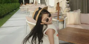 Pesona Guzel Putri Ali Syakieb yang Cantik Berambut Panjang, Jago Pose Bak Model Cilik