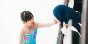 Potret Aksi Zunaira Putri Syahnaz Sadiqah Ice Skating, Perdana akan Ikut Kompetisi