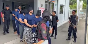 Potret Ammar Zoni Diborgol dan Mata Ditutup Kala Dipindah ke Nusakambangan