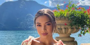 7 Potret Angela Gilsha Berhasil Sampai di Everest Base Camp, Softlens Beku - Turun Pakai Helikopter