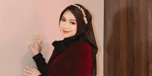 Potret Cantik Ria Ricis Jadi 'Pengantin', Penuh Senyum Bahagia