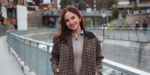 Potret Cantik Syifa Hadju di Swiss Pamer Cincin, El Rumi: Masya Allah Tunanganku