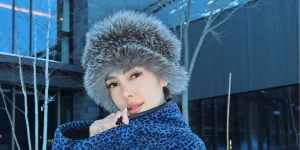 Potret Cathy Sharon Liburan di Jepang, Nikmati Seafood Segar - Temani Anak Main Ski