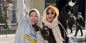 Potret Chika Jessica Liburan ke Jepang, Naik Kereta Gantung - Nikmati Hujan Salju