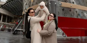 Pose di "Perahu Luxury", Potret Clarissa Putri Ajak Anak dan Keluarga Liburan ke Shanghai 