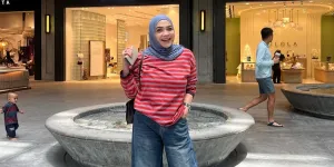 Potret Dapur Rumah Mama Rieta Amilia yang Minimalis Tapi Punya Perlengkapan Komplit