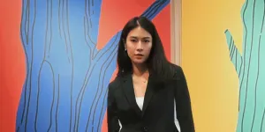 Potret Dian Sastrowardoyo Tunjukkan Aksinya Saat Pilates, Lincah dan Lentur Banget