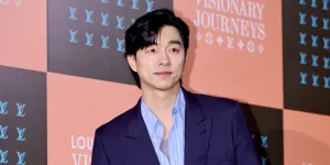 Potret Gong Yoo Gantengnya Maksimal Hadiri Event Louis Vuitton