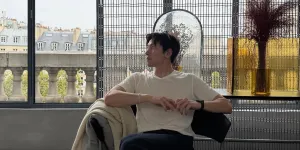 7 Potret Ji Chang Wook saat di Sumba, Jajal Permainan Tradisional dengan Anak-Anak - Main di Pantai Bareng Vanesha Prescilla