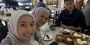 Potret Kevin Lilliana Bersama Almarhum Ibunda, Ada Keinginan yang Tak Sempat Terwujud