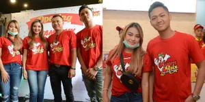 Potret Kompak Keluarga Hermansyah di Opening Bisnis Kuliner Baru!