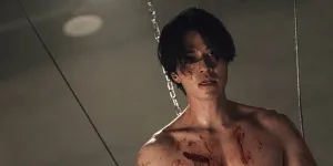 Potret Lee Dong Wook Pamer Body Kekar di Balik Layar 'A SHOP FOR KILLERS 2'