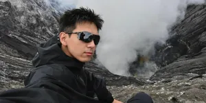 Potret Li Xian ke Bromo, Kagum dengan Sunrise - Terjebak Hujan di Malang