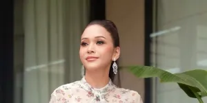 Potret Maia Estianty Ajak Main Baby Briella, Bak Momong Dul Jaelani Kecil