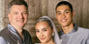 Potret Maudy Koesnaedi dan Erik Meijer Rayakan Anniversary ke-25, Hangat Ajak Eddy