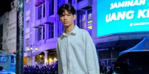 Potret Michael Octavian, Manusia Silver yang Jadi Model - Dari Jalanan ke Panggung Dunia