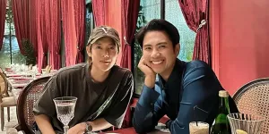7 Potret Ricky Cuaca Makan Bareng Aktor Kim Hyun Joong, Akrab Banget - Bawakan Kripik Balado