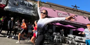 Potret Ririn Ekawati Ikut Chicago Marathon, Semangat Ditungguin Sang Putri