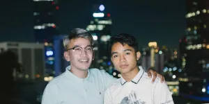 7 Potret Ruben Onsu Jalan Bareng Betrand Peto dan Calon Mantu, Diajak Malmingan