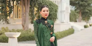 Potret Sarwendah Tampil Cantik Kenakan Kebaya di Solo, Serasi dengan Giorgio Antonio