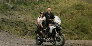 Potret Sissy Prescilia & Rifat Sungkar Touring Naik Moge ke Jawa Timur