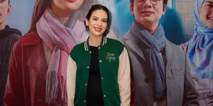 Potret Steffi Zamora di Gala Premiere 'PENGIN HIJRAH', Bumil Cantik Menawan