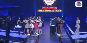 Potret Tangis Haru Para Alumni D Academy 7 di Panggung Mega Konser