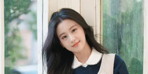 Potret Terbaru Bao Shangen di Weibo Dengan Outfit Santai, Quality Time Santai Bareng Sahabat 
