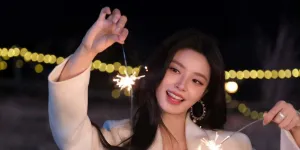 Potret Terbaru Xu Ruohan dengan Kecantikan yang Cerminkan Pesona Bintang