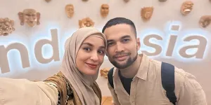 7 Potret Teuku Wisnu dan Shireen Sungkar yang Tetap Mesra Jelang Anniversary Pernikahan ke-12