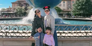 7 Potret Winona Willy di DisneySea Bareng Nikita Willy, Suami dan Anak, Seru-Seruan Bareng