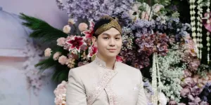 Prosesi Siraman Jonathan Alden Jelang Menikah dengan Brisia Jodie