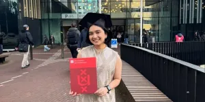 Rachel Amanda Resmi Sandang Gelar Master, Ambil Ijazah di Belanda