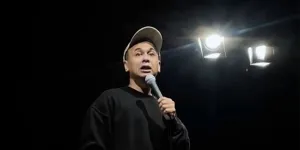 Raditya Dika Bagikan 'A Day In My Life', Aktivitasnya Disorot - Biasanya Sangat Jaga Privasi