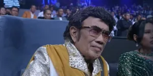 Rhoma Irama Dibuat Nangis Oleh Para Bintang Dangdut, Beri Wejangan untuk Top 4 D'Academy 7