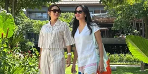 Ririn Ekawati dan Rini Yulianti Liburan Bareng di Bali, Seru Banget
